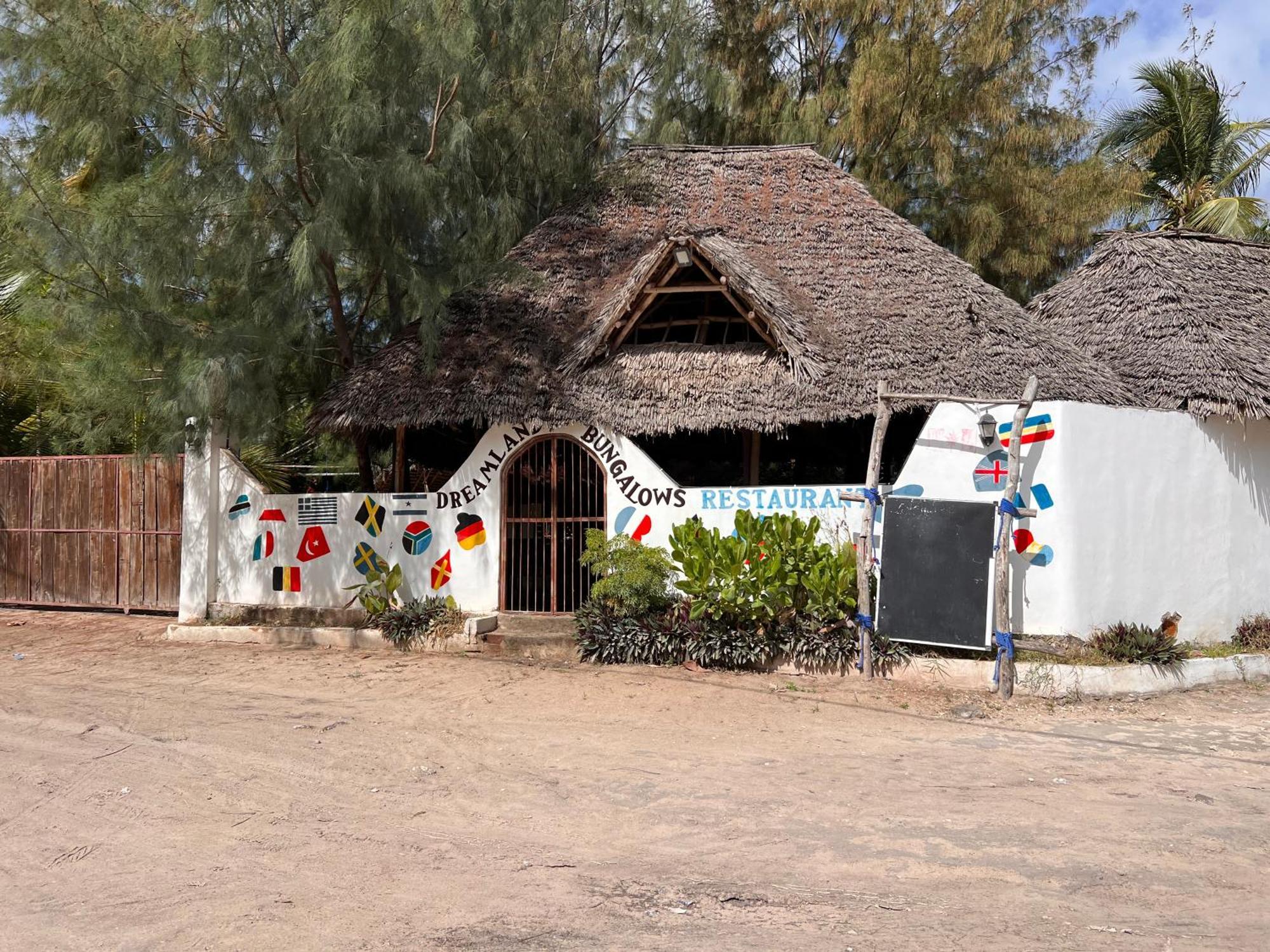 Dreamland Bungalows Michamvi Buitenkant foto